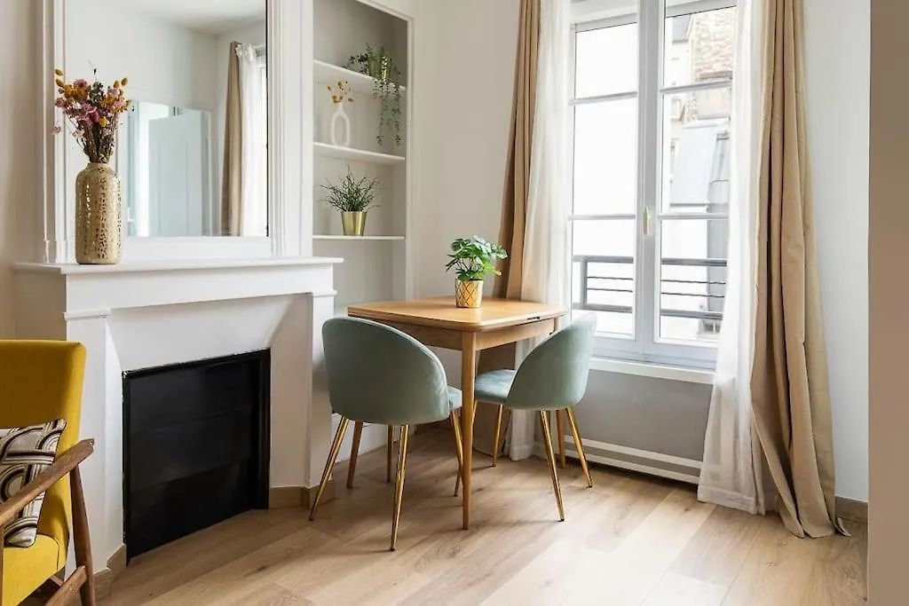 Eiffel Tour Appartement Paris Apartment